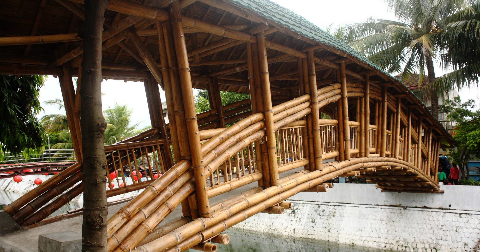 Ponte de Bambu em Bali, Indonésia